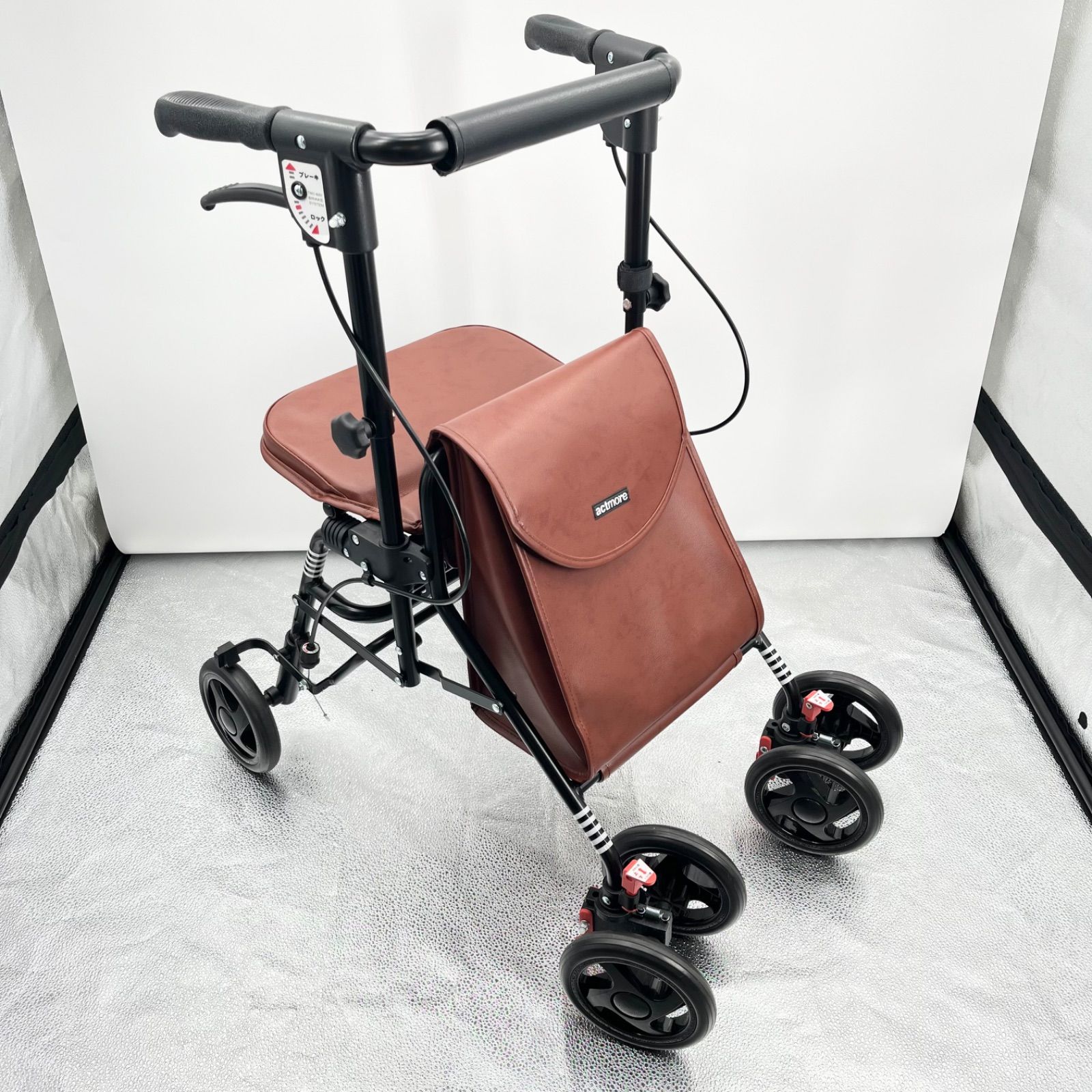 目立った傷や汚れなし☆actmore アクトモア ファイン Mサイズ シルバー