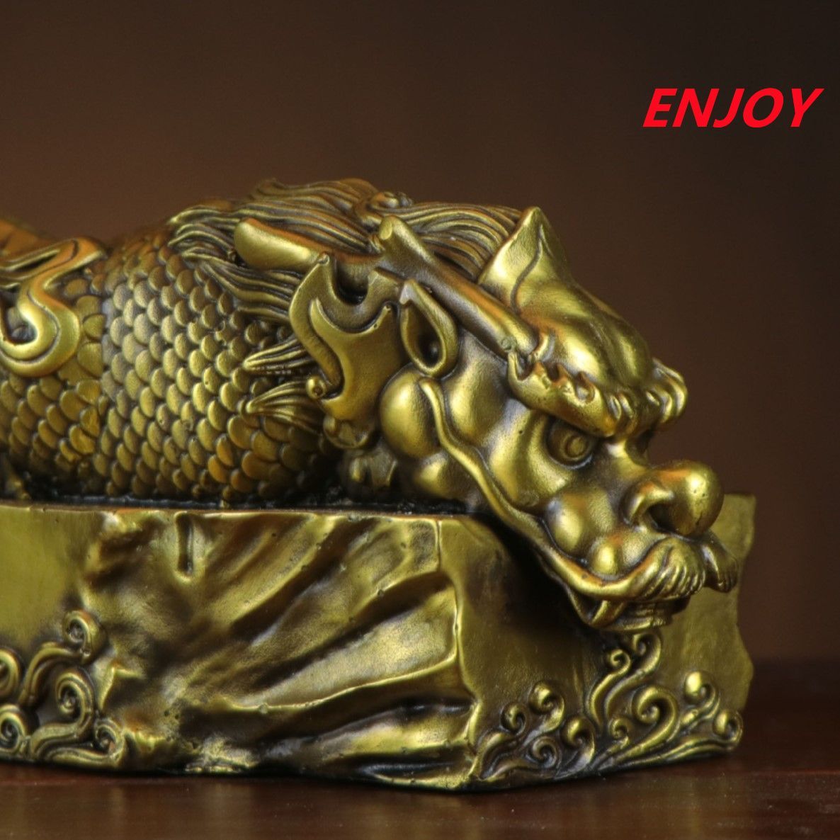 新作・人気商品発売中】龍 ドラゴン 吸水獣 置物 オブジェ 金