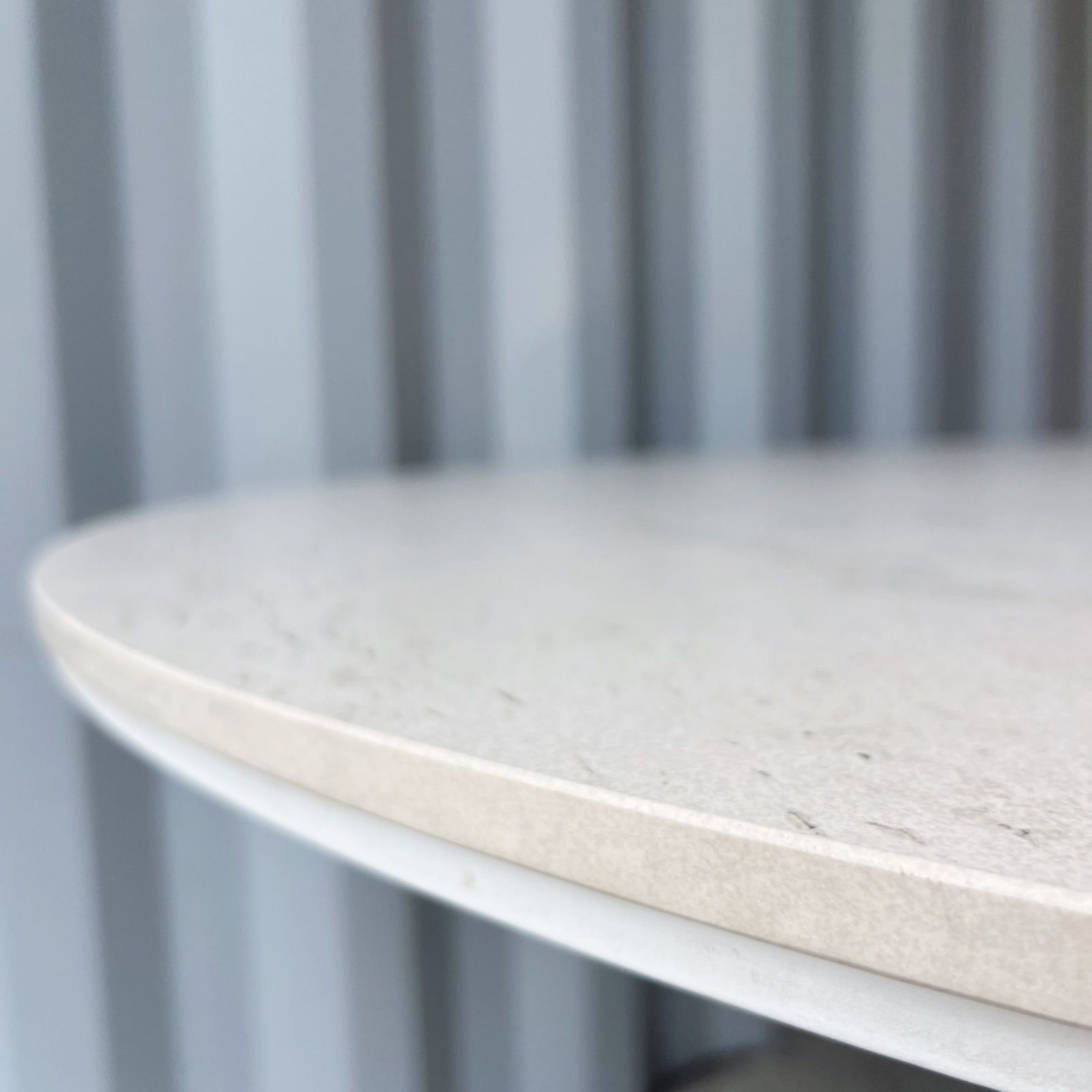 取付無料！アルフレックス コラム DEKTON モダンダイニングテーブル✨ 取付無料！アルフレックス コラム DEKTON モダンダイニング