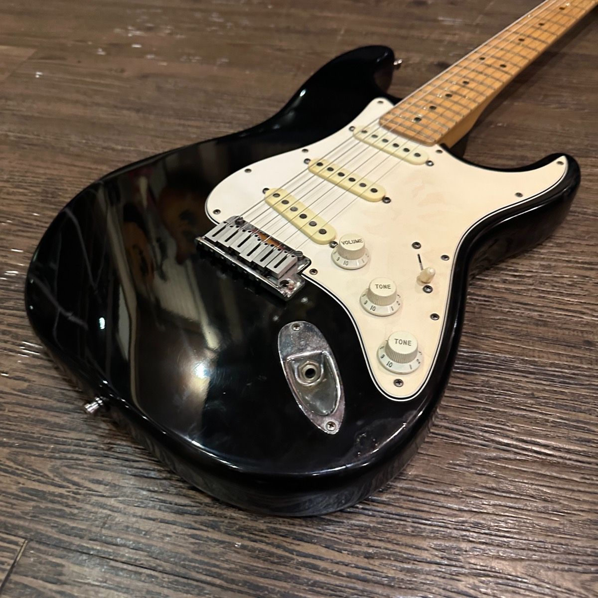 ギター Fender American Standard USA Fender American Ultra II Stratocaster HSS Maple Fingerboard