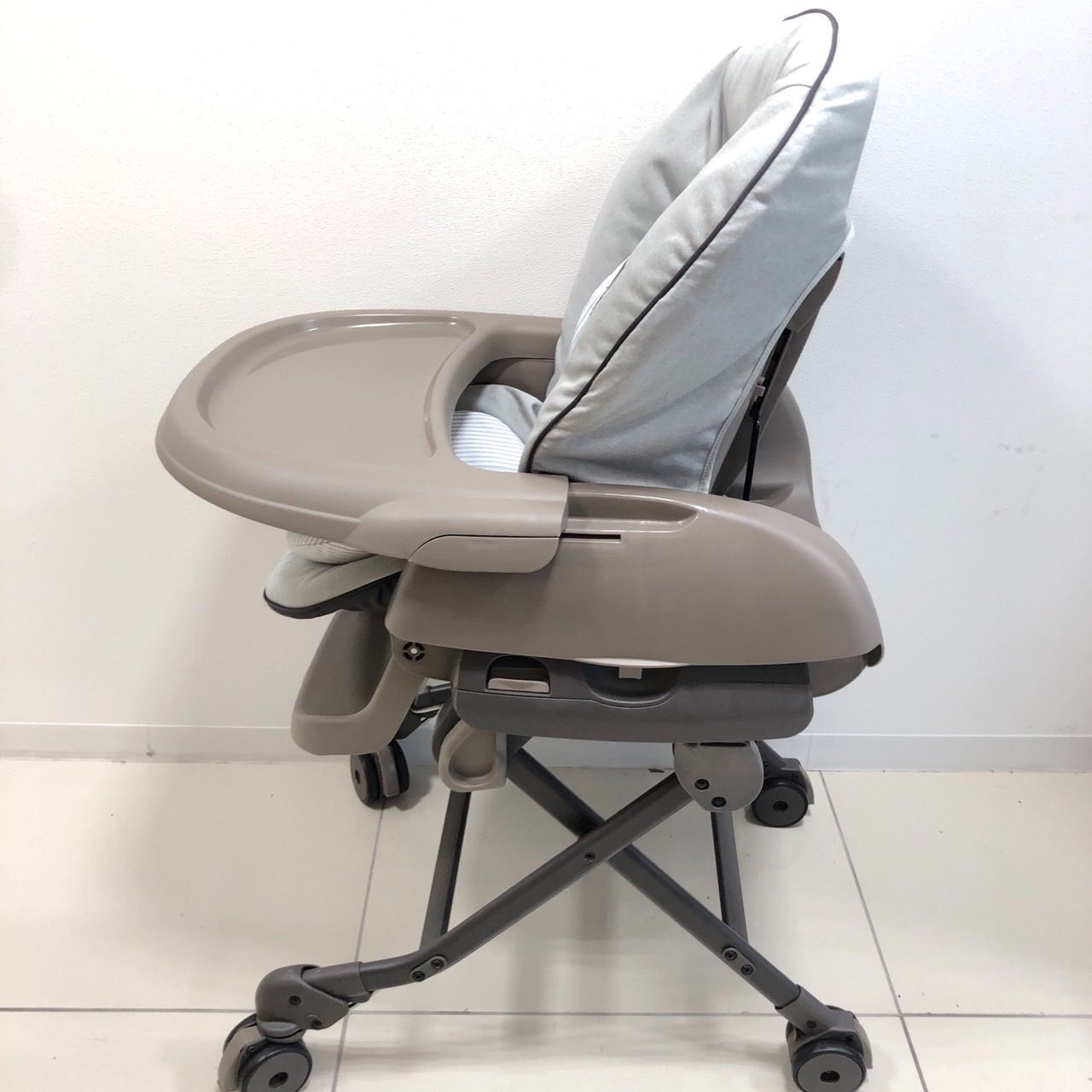 Combi コンビ ネムリラ 手動 スウィング&ベッド 説明書つき Combi コンビ ネムリラ 手動 スウィング&ベッド 説明書つき