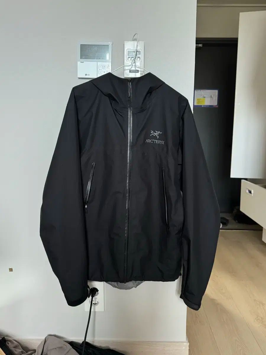 ARC TERYX アークテリクス ベータ ジャケット ブラック