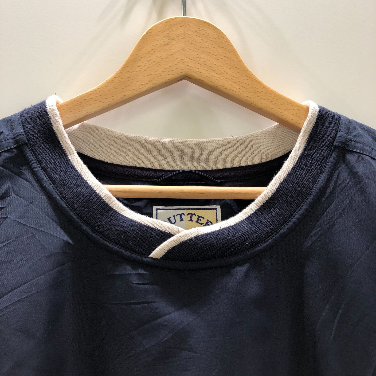【美品】CUTTER&BUCK　刺繍　アノラックジャケット　ナイロンプルオーバー CUTTER & BUCK ナイロンプルオーバー プルオーバー Vネック 企業