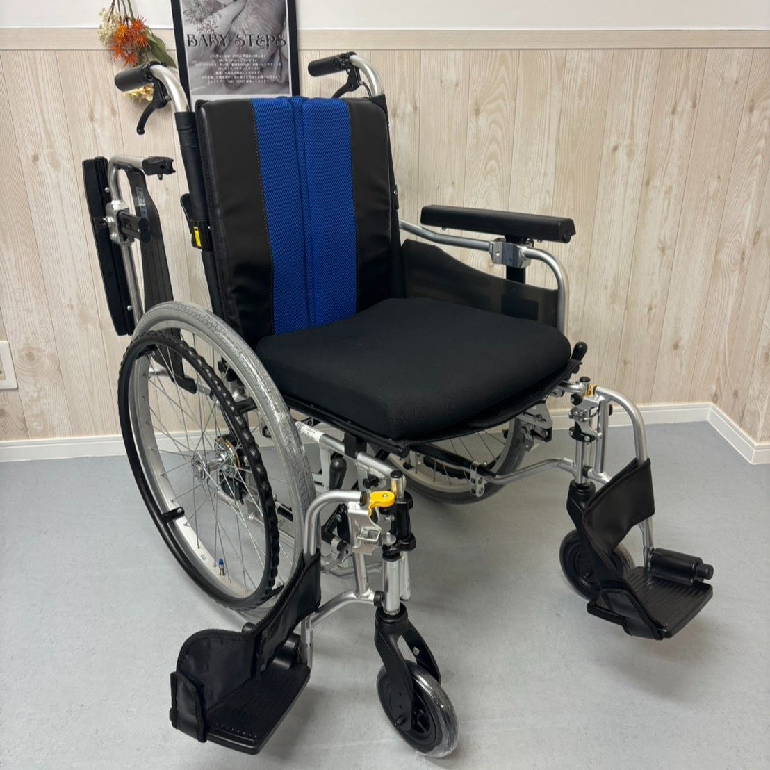 MMフィット　Hiタイプ　モジュール型　介助　折りたたみ　座幅40　前座高42 MMフィット Hiタイプ モジュール型 介助 折りたたみ 座幅40 前座高42