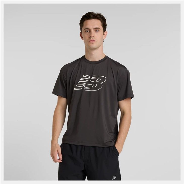 Mizuno Alpha サッカーシューズ シルバー　21.5cm GOLD´S GYM タンクトップ XL 新品 未使用 タグ付き-グアム 店舗