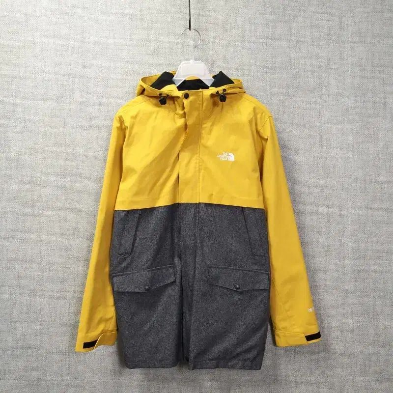 15 THE NORTH FACE(ザノースフェイス) イエローグレー アウトドアジャケット メンズ S