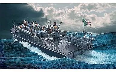 プラモデル 1|35 イタリア海軍魚雷艇MAS 500級＆クルー6体 エッチングパーツ|資料写真集付 魚雷艇シリーズ 38608
