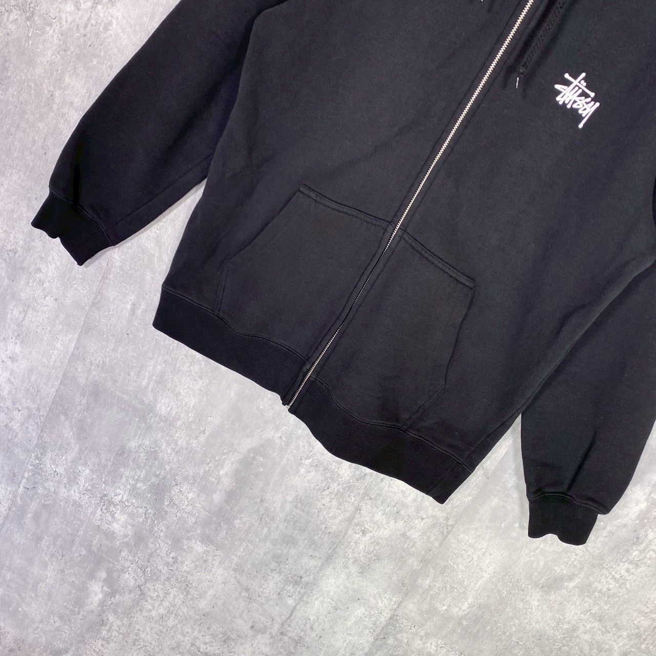 STUSSY◇ジップパーカー/袖ロゴ/M/コットン/BLK STUSSY(ステューシー