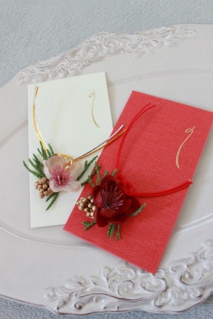 紅白藝術花卉利是封（紅＆白組合） 的縮圖