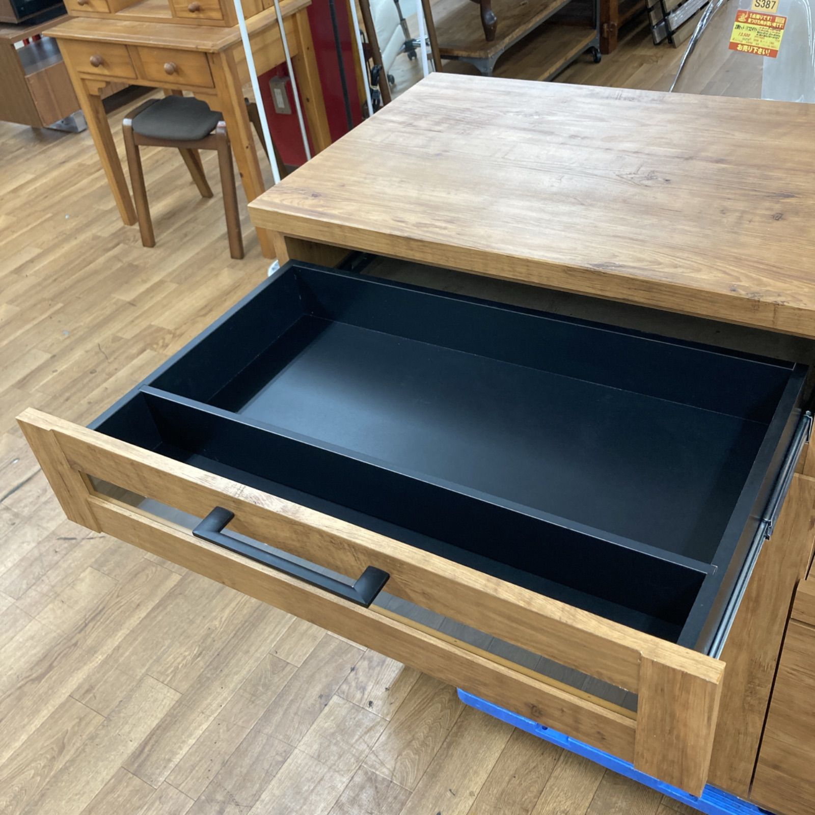 K♢134 東馬家具 キッチンカウンター Kayla 下部のみ 未使用品 K♢134 東馬家具 キッチンカウンター Kayla 下部のみ 未使用品
