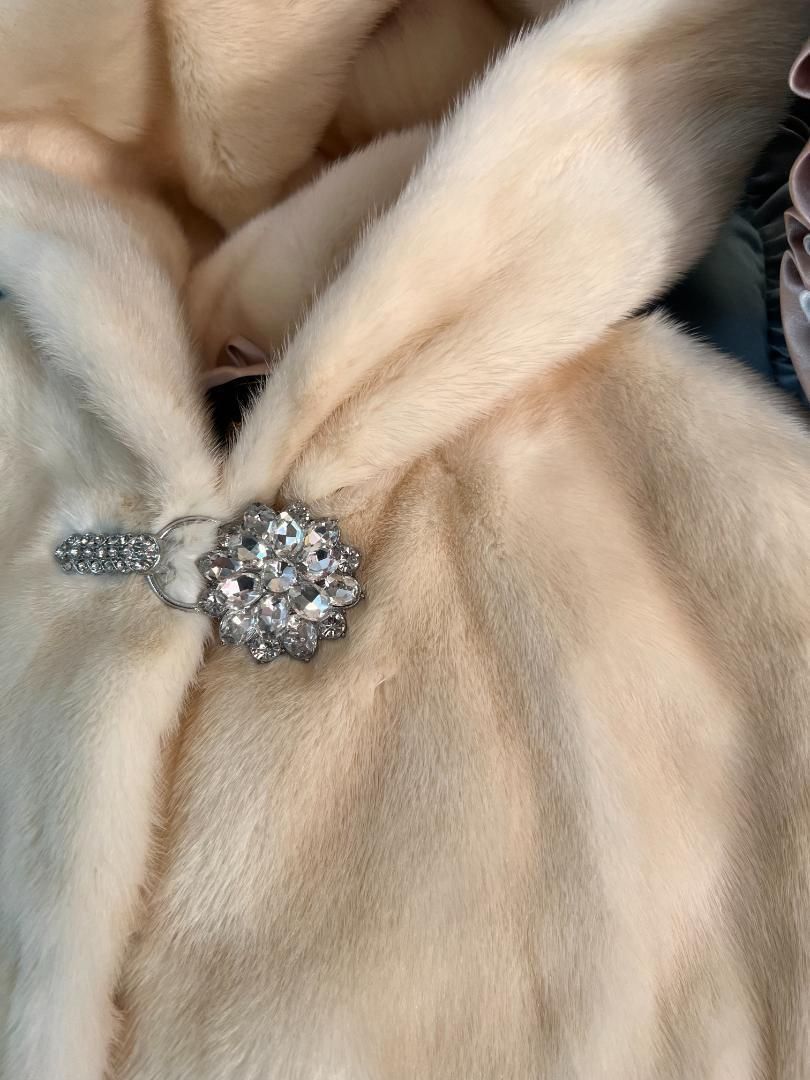 帽子付 優しい雰囲気の大判ミンクファーケープポンチョ毛皮ファー