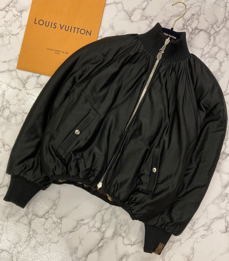 21AW 美品 LOUIS VUITTON ルイヴィトン リバーシブル コクーン ボア ジャケット ブルゾン モノグラム 38 PAWNSHOPRiZ  パウンショップリズ - メルカリ