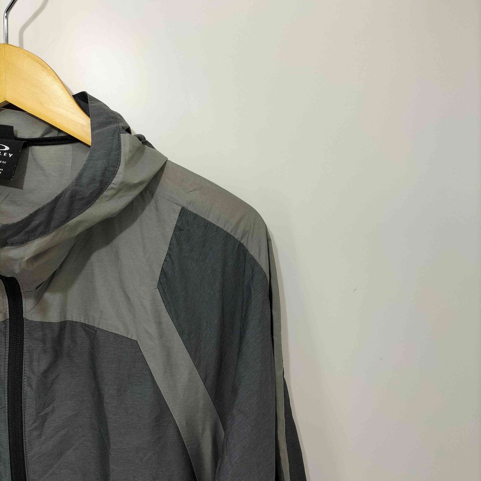 オークリー OAKLEY ナイロンブルゾン オークリー OAKLEY バイカラーナイロンジップブルゾン メンズ L