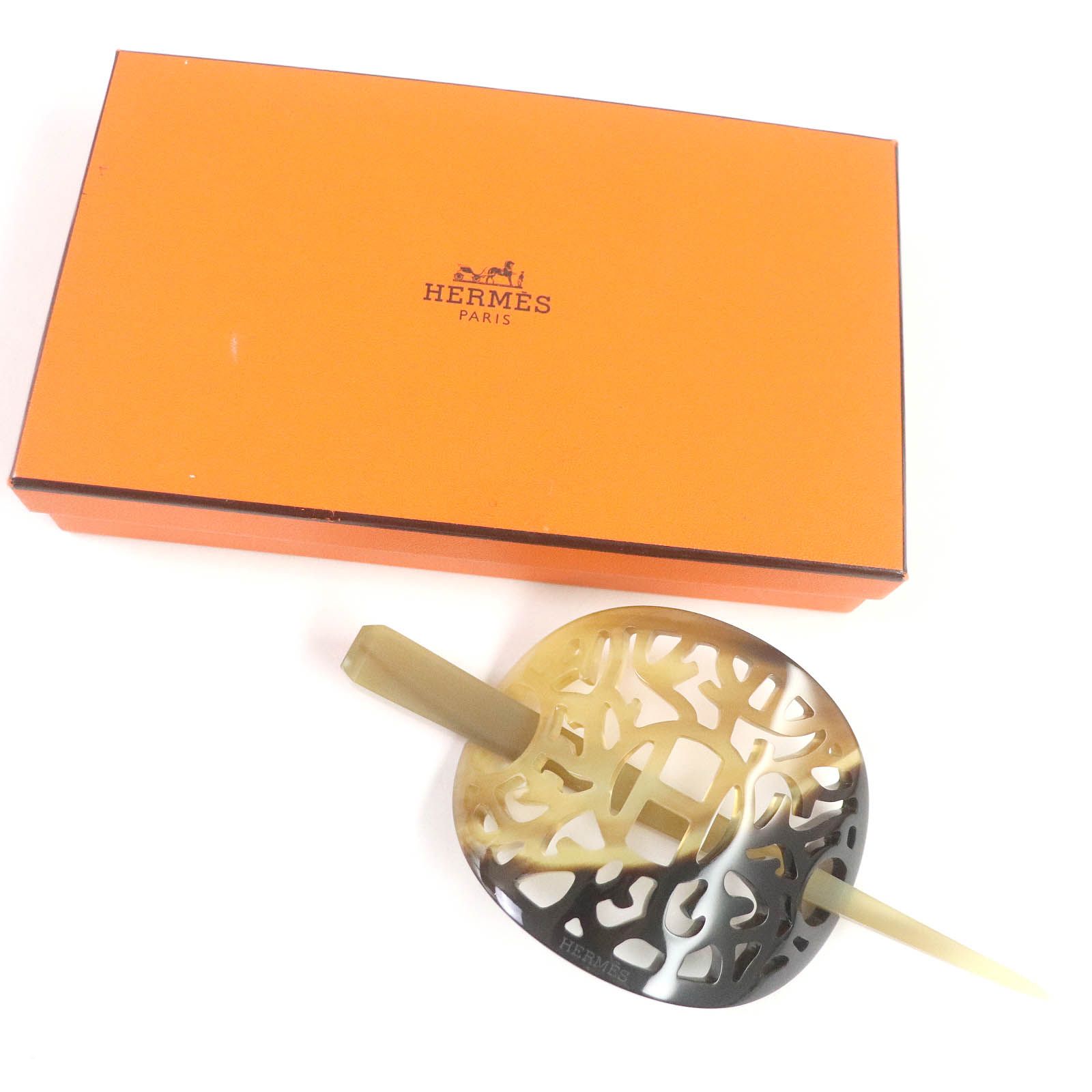 極美品 HERMES かんざし ロカイユ バッファローホーン Hロゴ 髪留め 極美品 HERMES かんざし ロカイユ バッファローホーン Hロゴ 髪留め