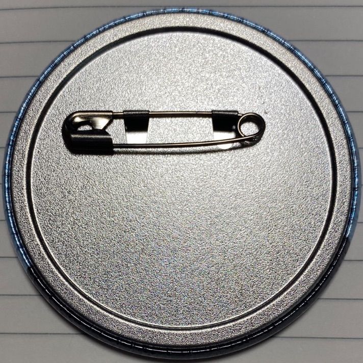 カラフルピーチ　るな　メタル缶バッチ Amazon.co.jp: カラフルピーチ るな メタル缶バッチ 6個 : おもちゃ