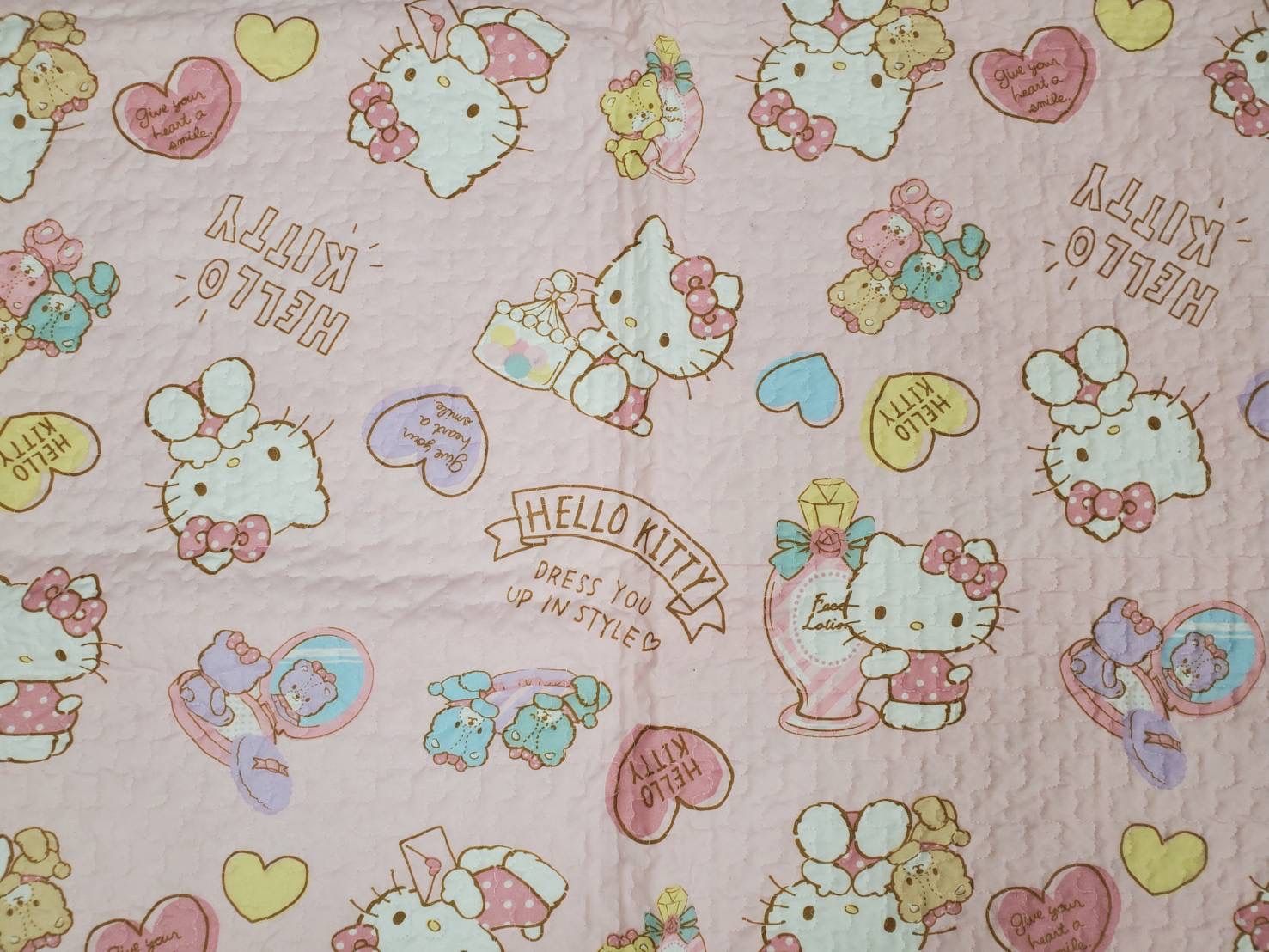 ハローキティリバーシブルマルチカバー 190×240cm - メルカリ