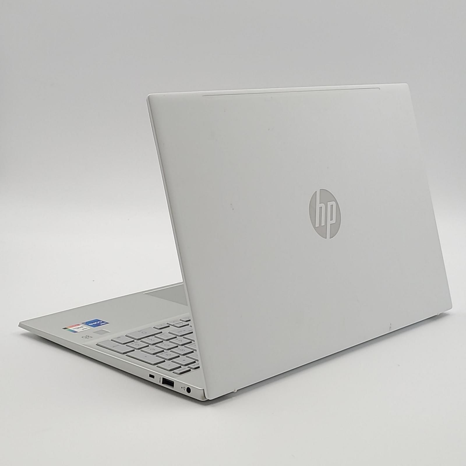 【全額返金保証】【最速発送】HP Pavilion 15-eg3xxx /i7-1355U /16GB /512GB /バッテリー99% /駆動309時間【動作良好・良品】