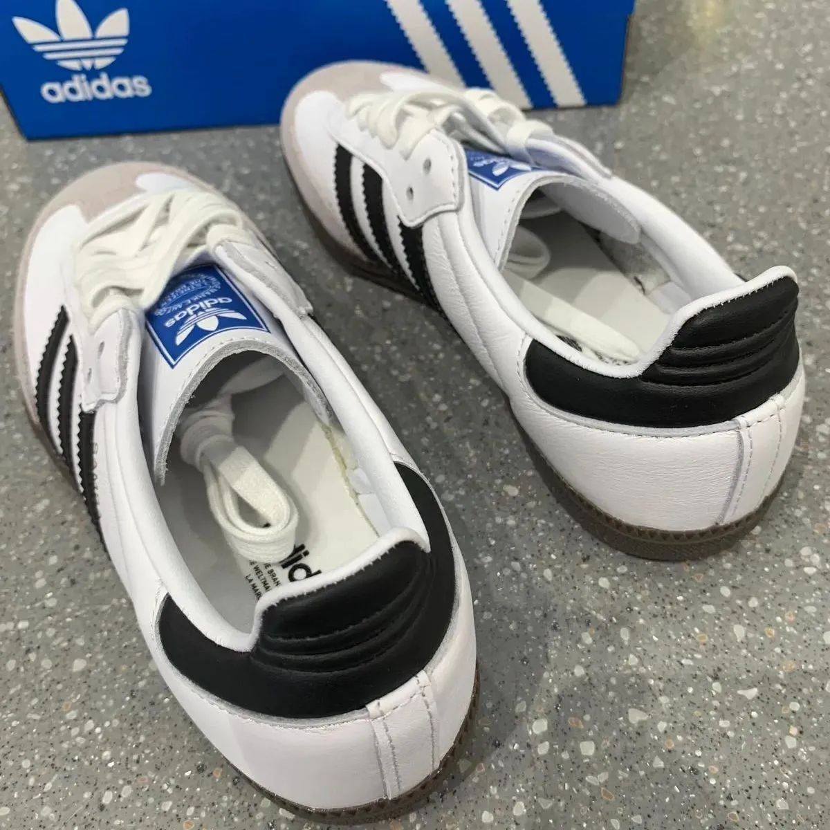 adidas SAMBA OG アディダス サンバ OG ホワイト　29cm adidas SAMBA OG アディダス サンバ スニーカー フットウェア