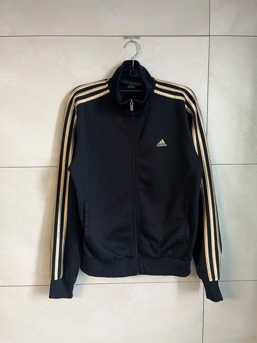 adidas アディダス 剣 谷 ジャージ 100 size