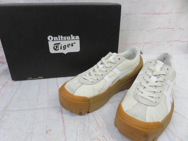 オニツカタイガー 28.0cmスニーカー 箱付き！ 国内配送☆Onitsuka Tiger☆COLESNE LO NM あわせやすい白と黒