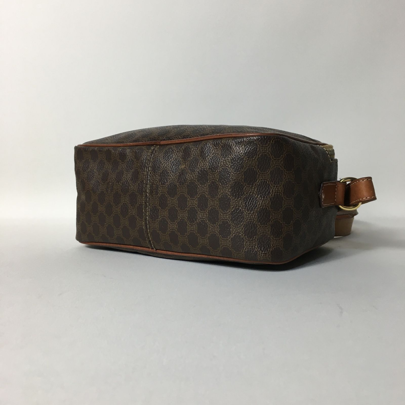 2505-302｜美品｜セリーヌ ショルダーバッグ マカダム柄 トリオン  