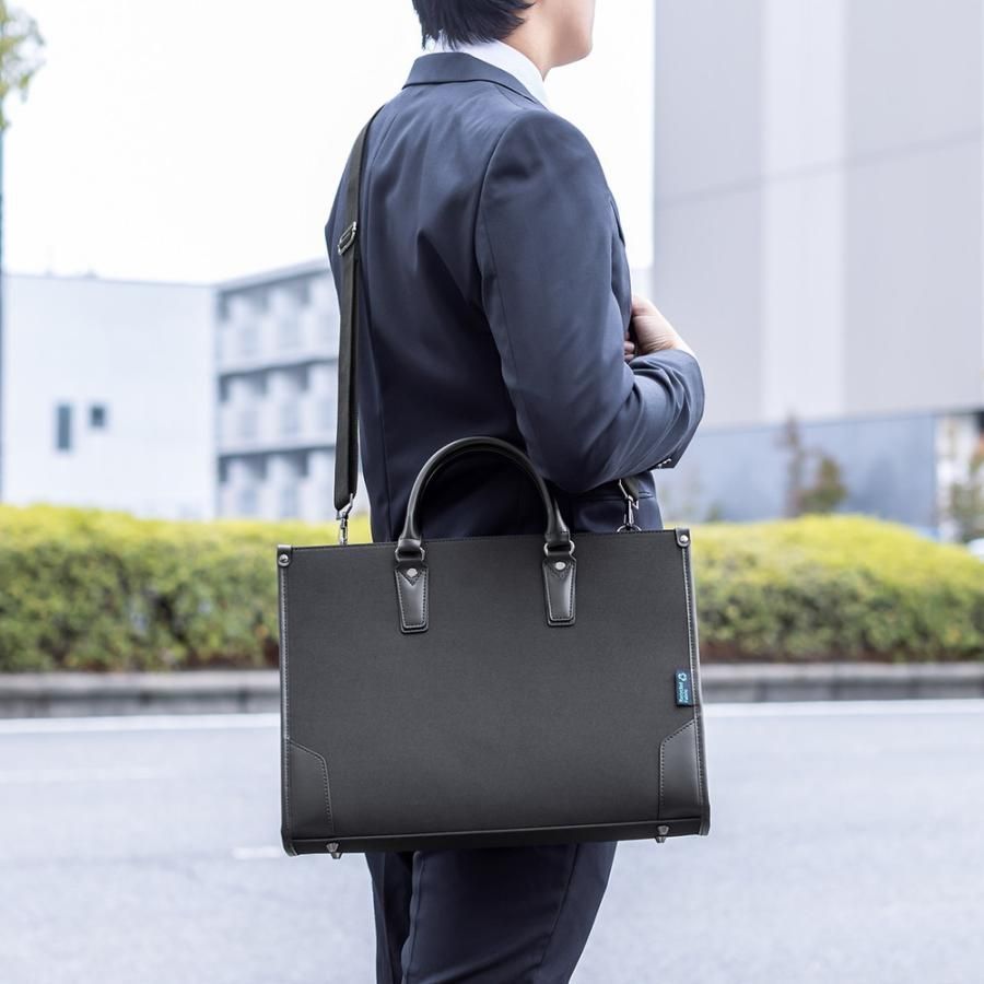 ブラック