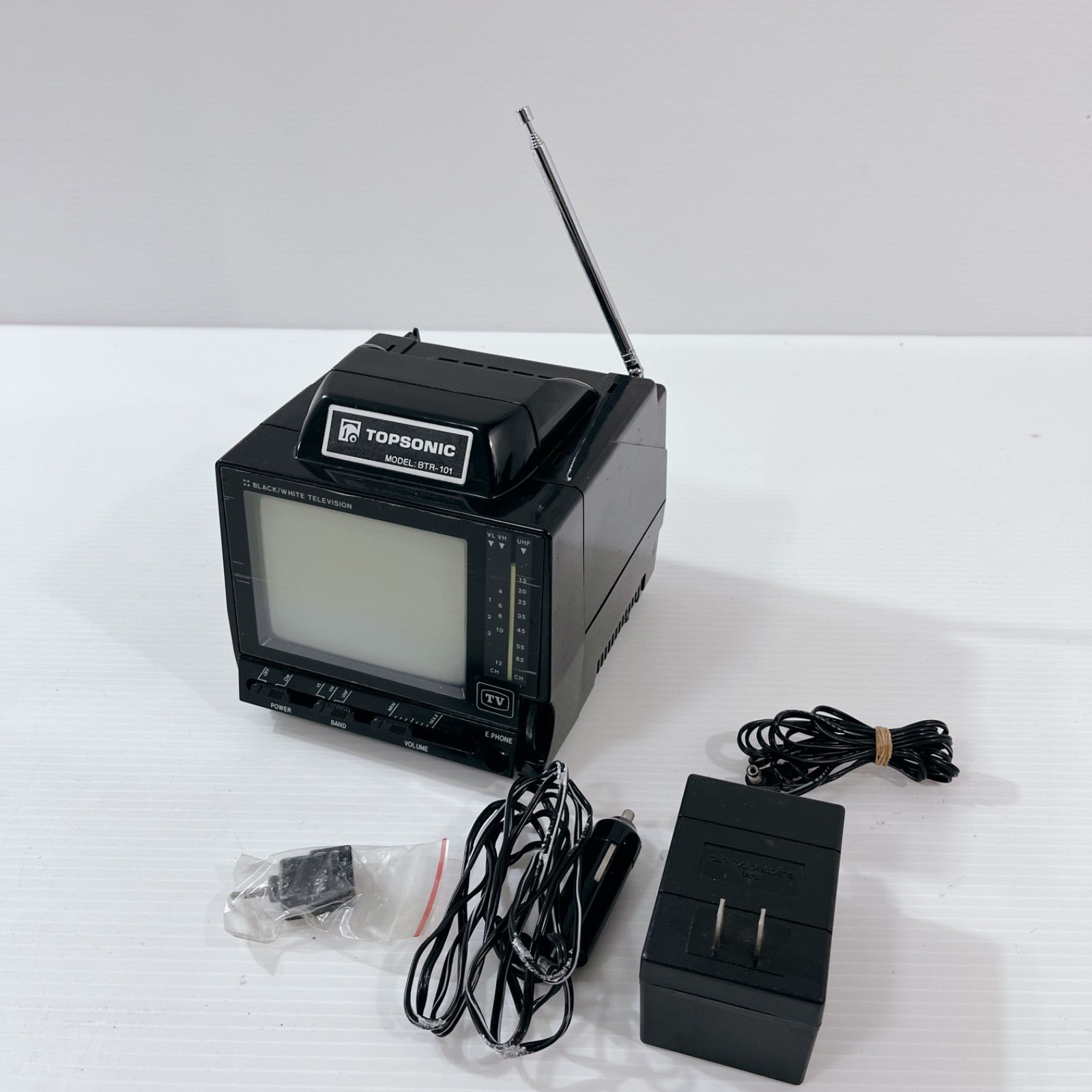 極美品　YUPITERU　YTV-5　白黒ポータルテレビ　昭和レトロ 極美品 YUPITERU YTV-5 白黒ポータルテレビ 昭和レトロ - メルカリ