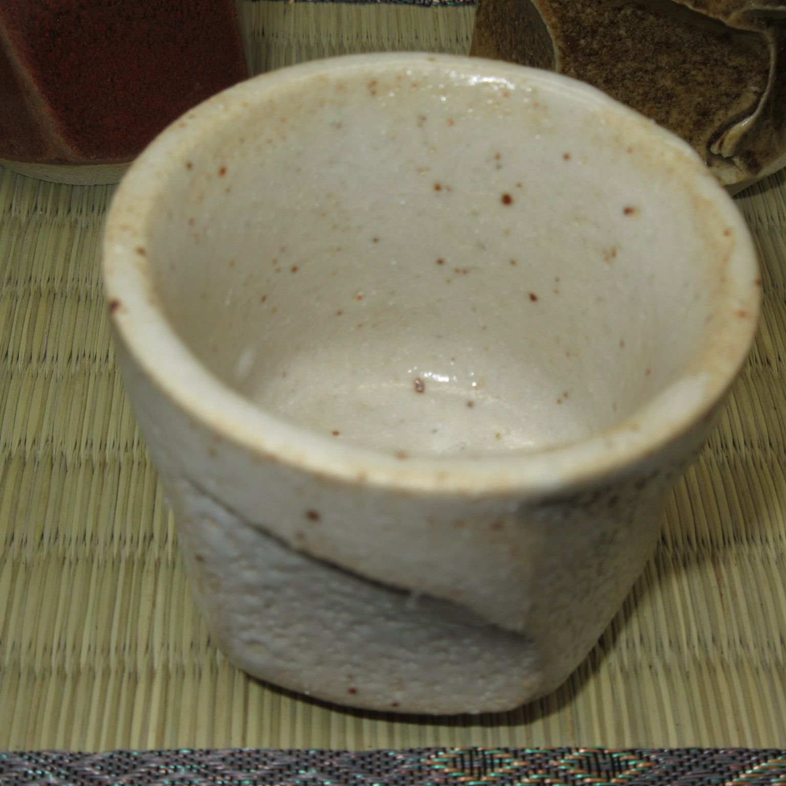 古瀬戸 美濃焼 黄瀬戸 瀬戸焼 盃 ぐい呑み 猪口　古陶 ☆陶器 瀬戸物 美濃焼 白山窯 猪口 盃 ぐい呑 5色セット (箱入り