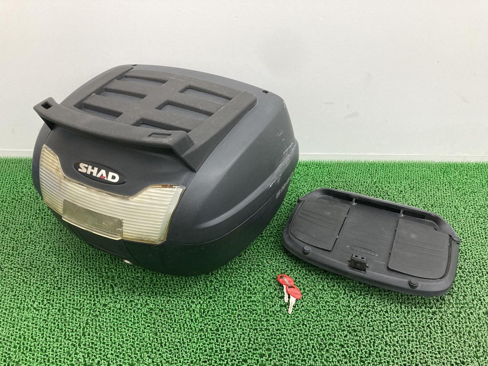 SHAD製 トップケース 社外 バイク 部品 40L SH40 リアボックス テール 