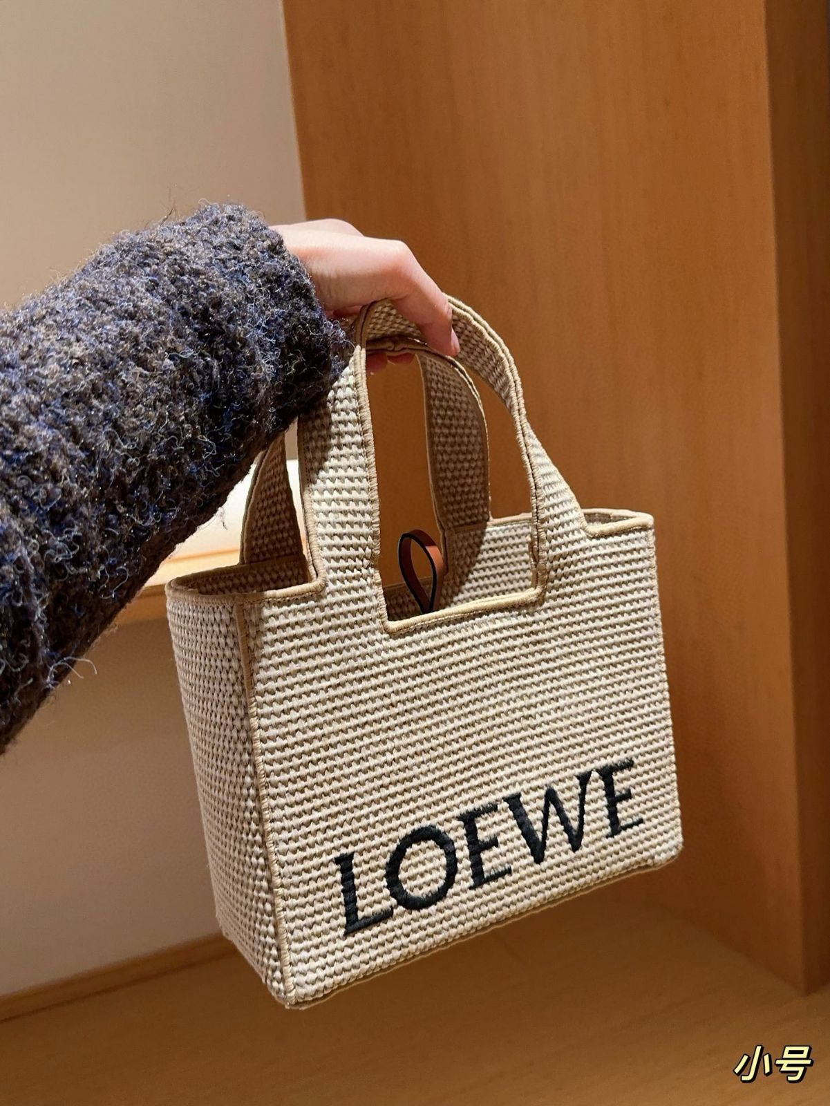 LOEWE/ロイウェイ社です かごバッグです箱付 - メルカリ