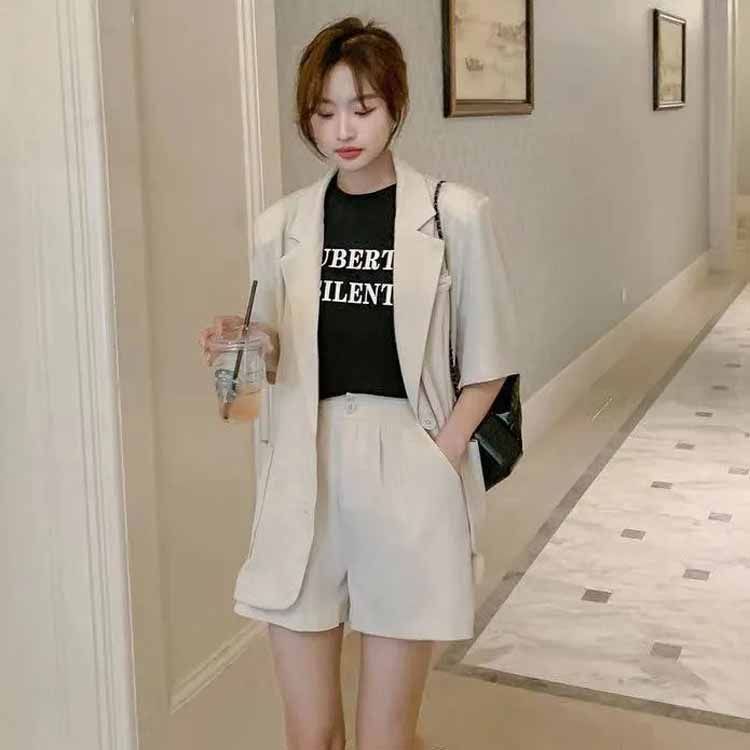 美品✨icb 洗える スーツセットアップ 軽量 薄手 ストレッチ 夏 サマー 新色追加・接触冷感・UVケア・速乾・洗える】FluidBackSatin
