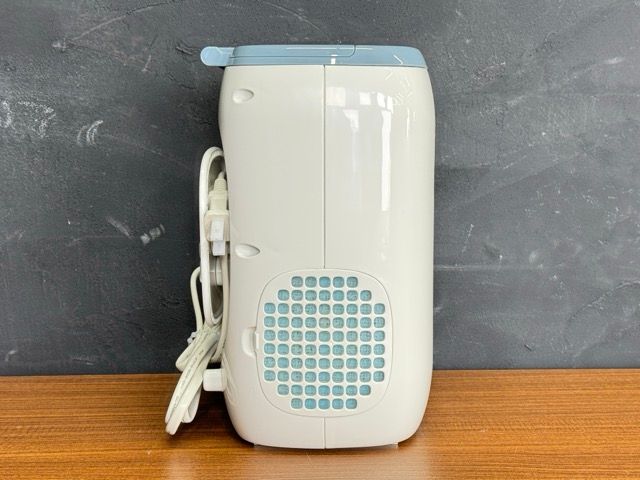 【上品で大人気♪】未使用 日立 布団乾燥機 HFK-CV1B アッとドライ ブルーグレー 家電製品 梅雨時期/512317 雨中走行