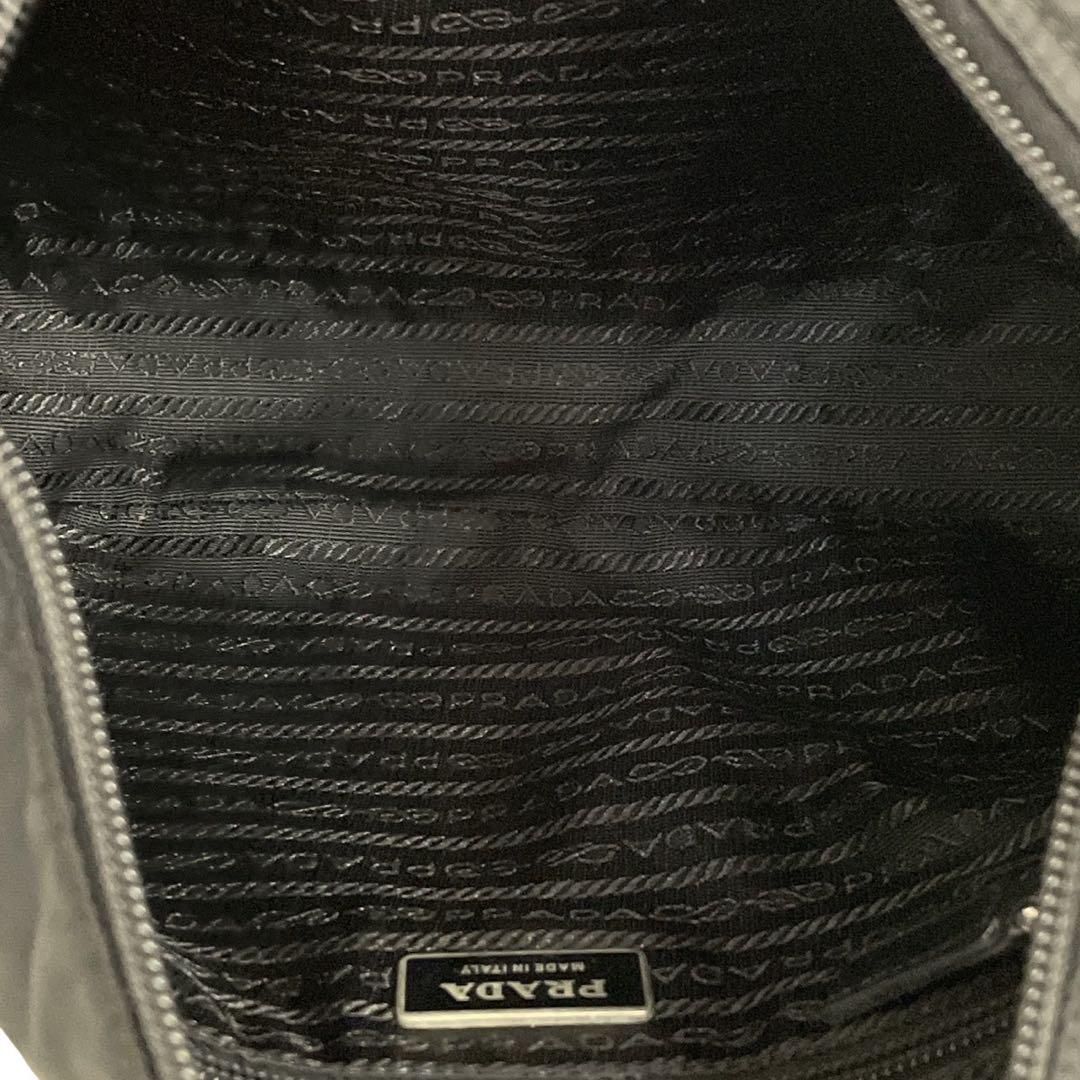 価格交渉/質問大歓迎♪】プラダ 三角ロゴ ナイロン メッセンジャー