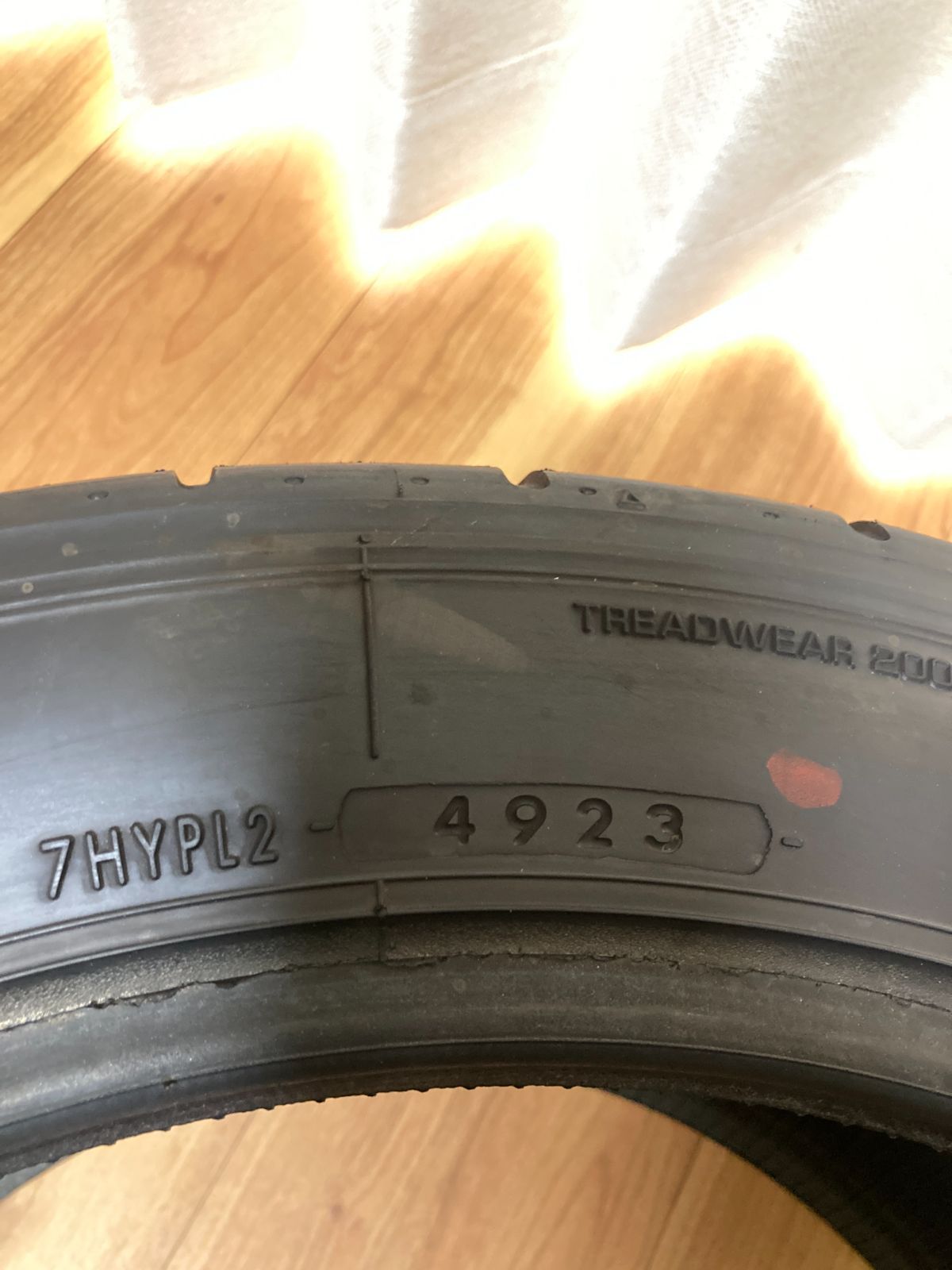 40R18 ハイグリップタイヤ