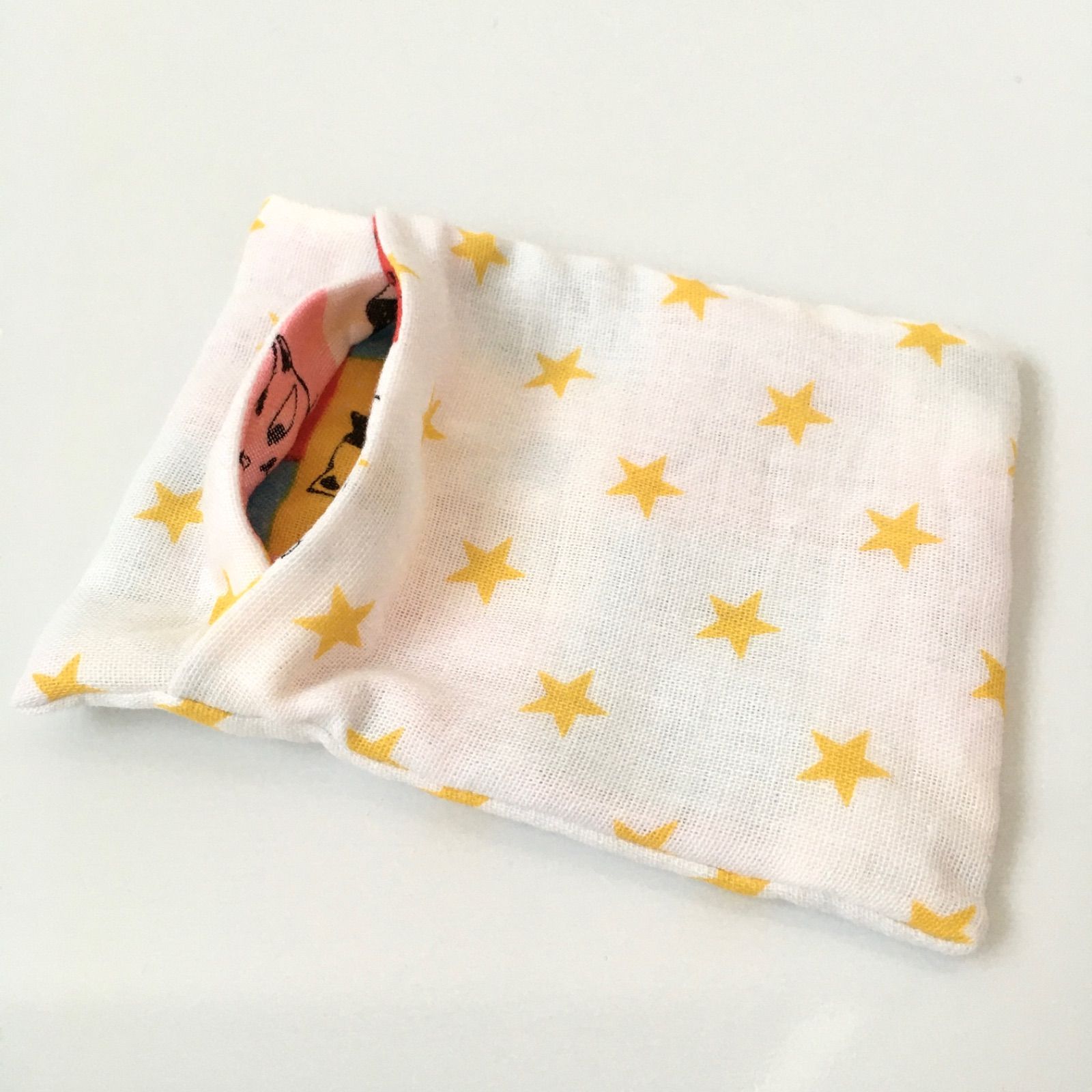ハンドメイド☆551.リバーシブル保冷剤ケース - メルカリ