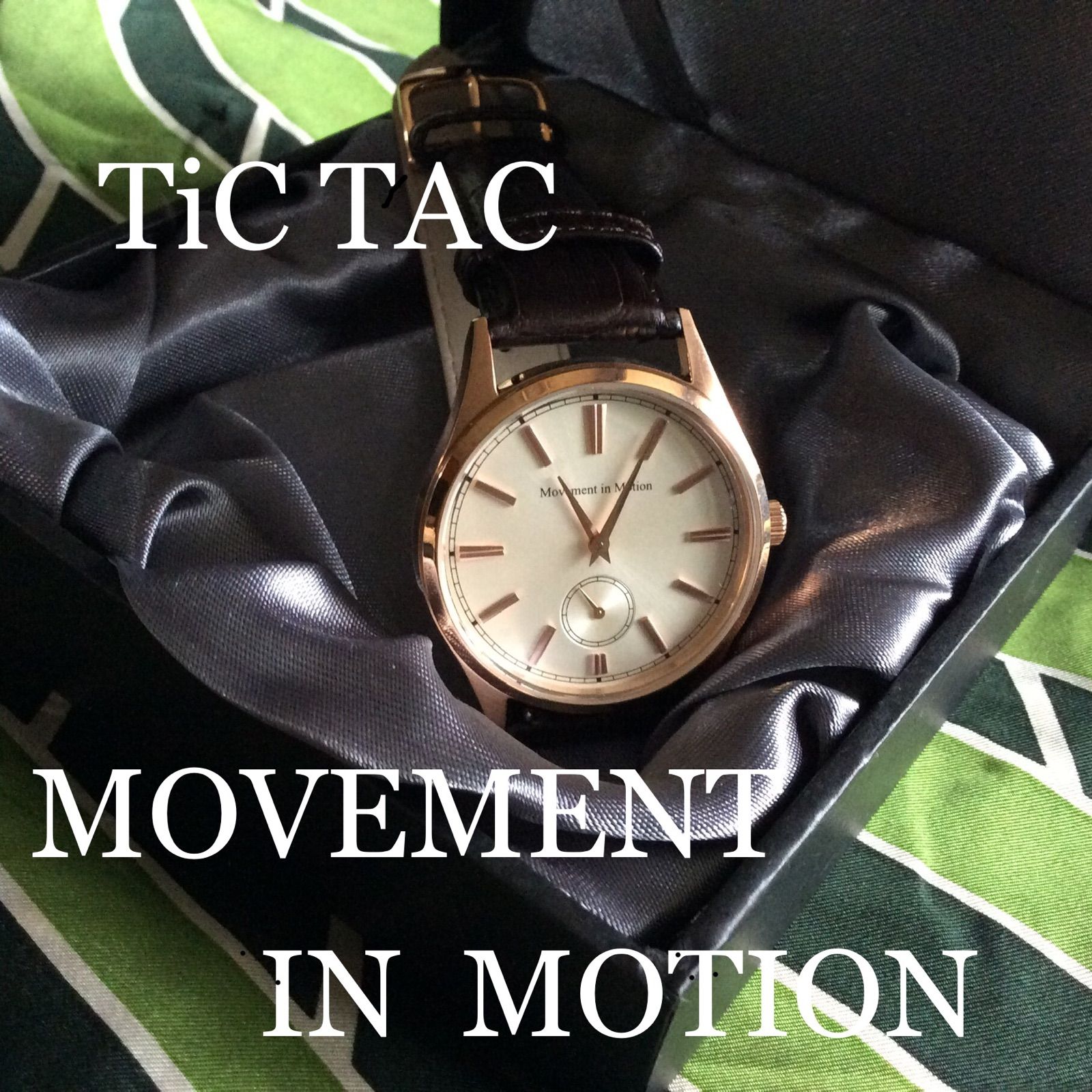 新品】メンズ 腕時計：Movement in Motion Tic TAC