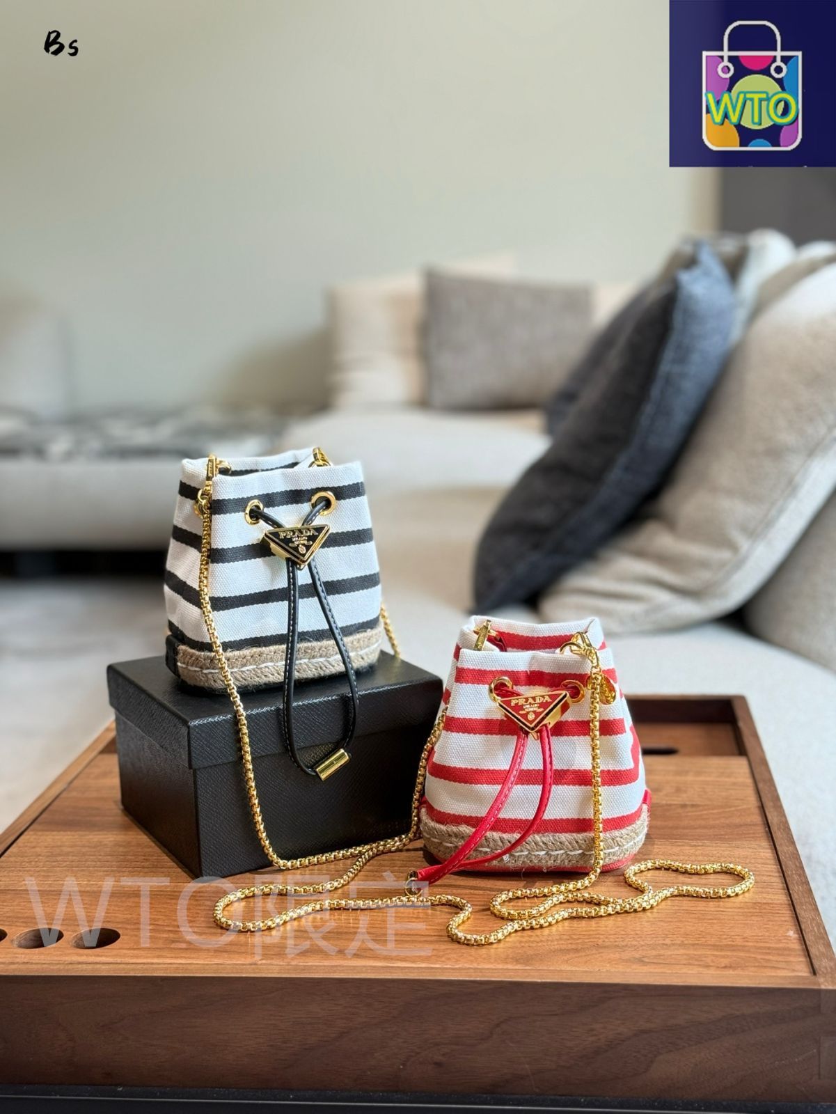 上品さ♡【PRADA】ロゴプリント ミニバケットバッグ VIP SALE】PRADA プラダ ロゴ ミニ バケットバッグ (PRADA