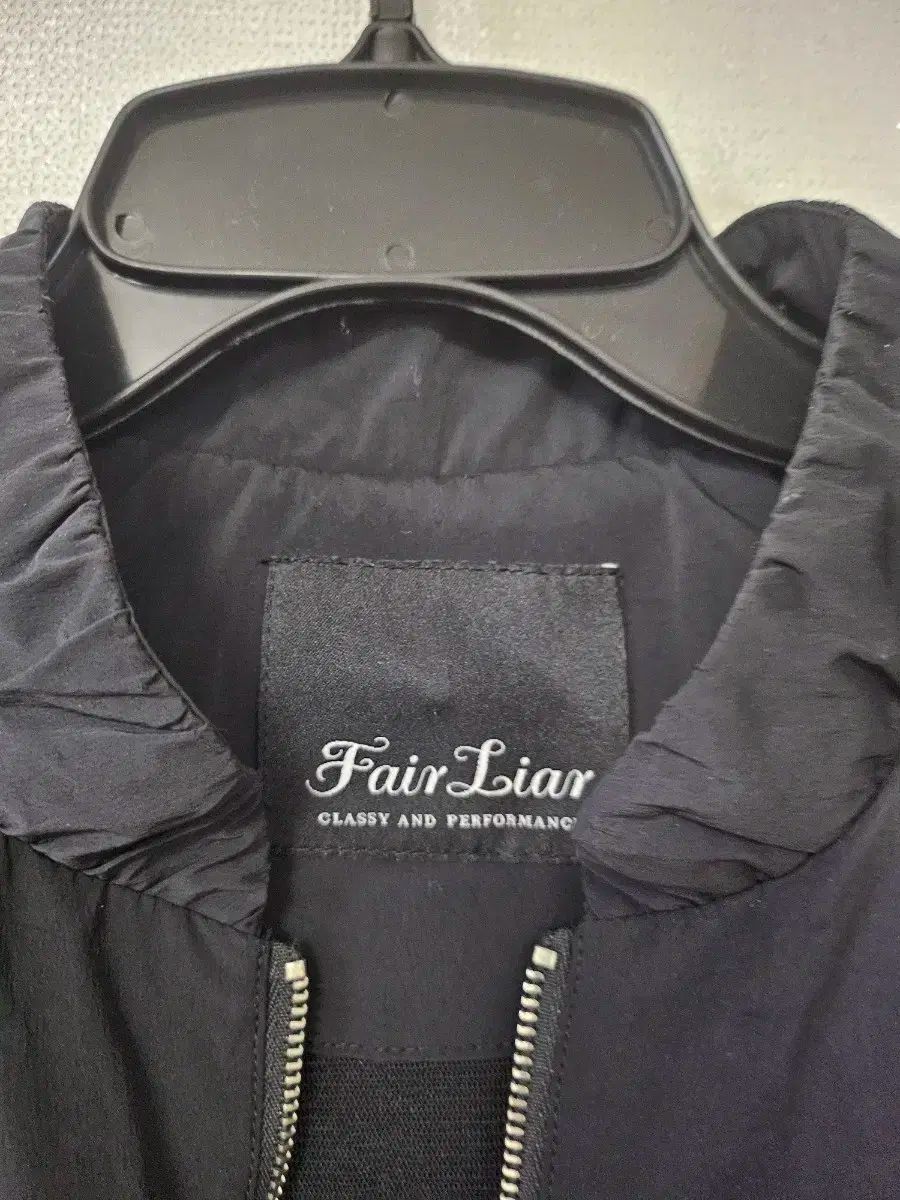 Fair-Lie ブラック ブルゾン ジャケット 90