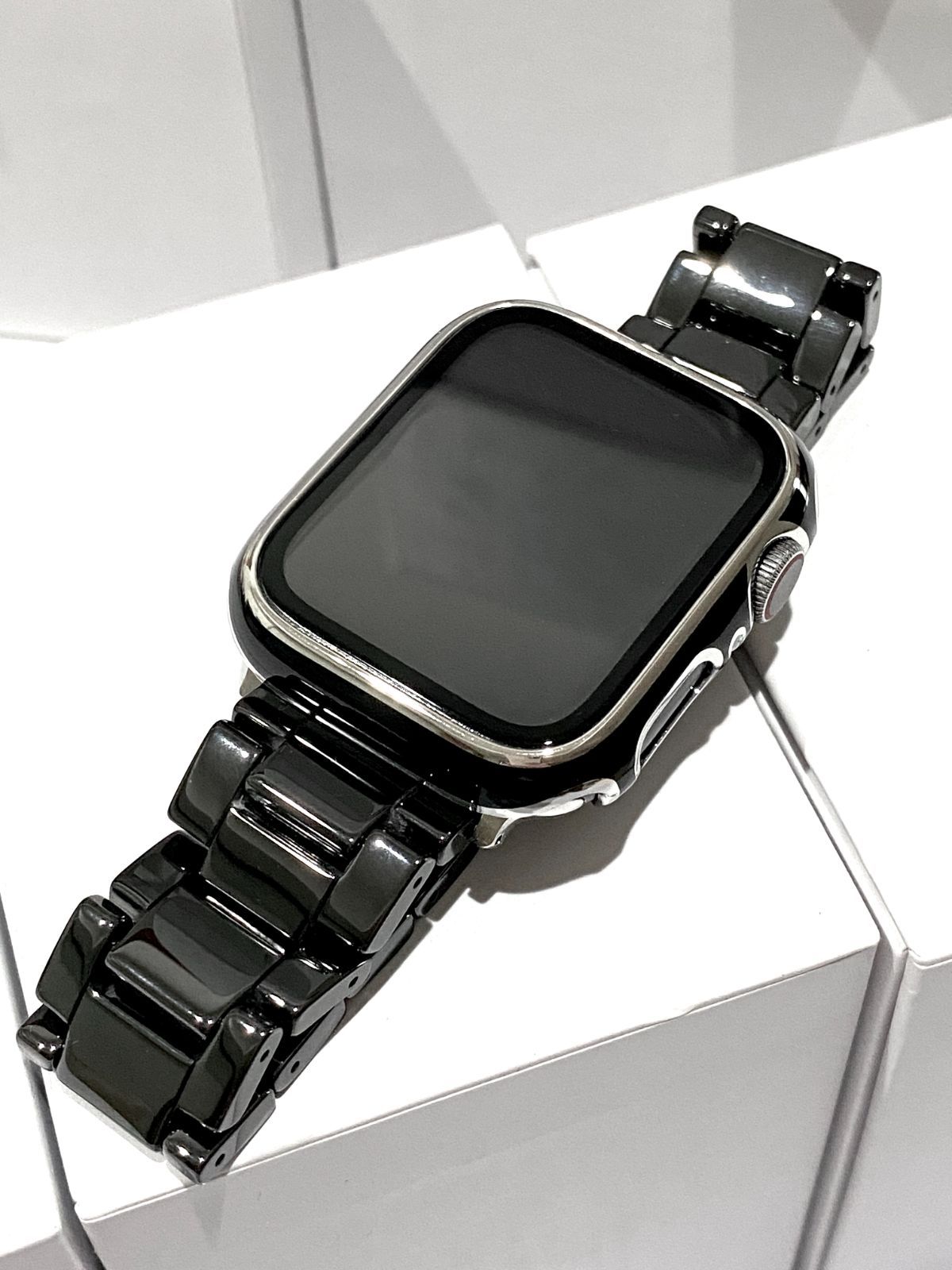 黒セラミック×ブラックカバーシルバーライン アップルウォッチバンド 
