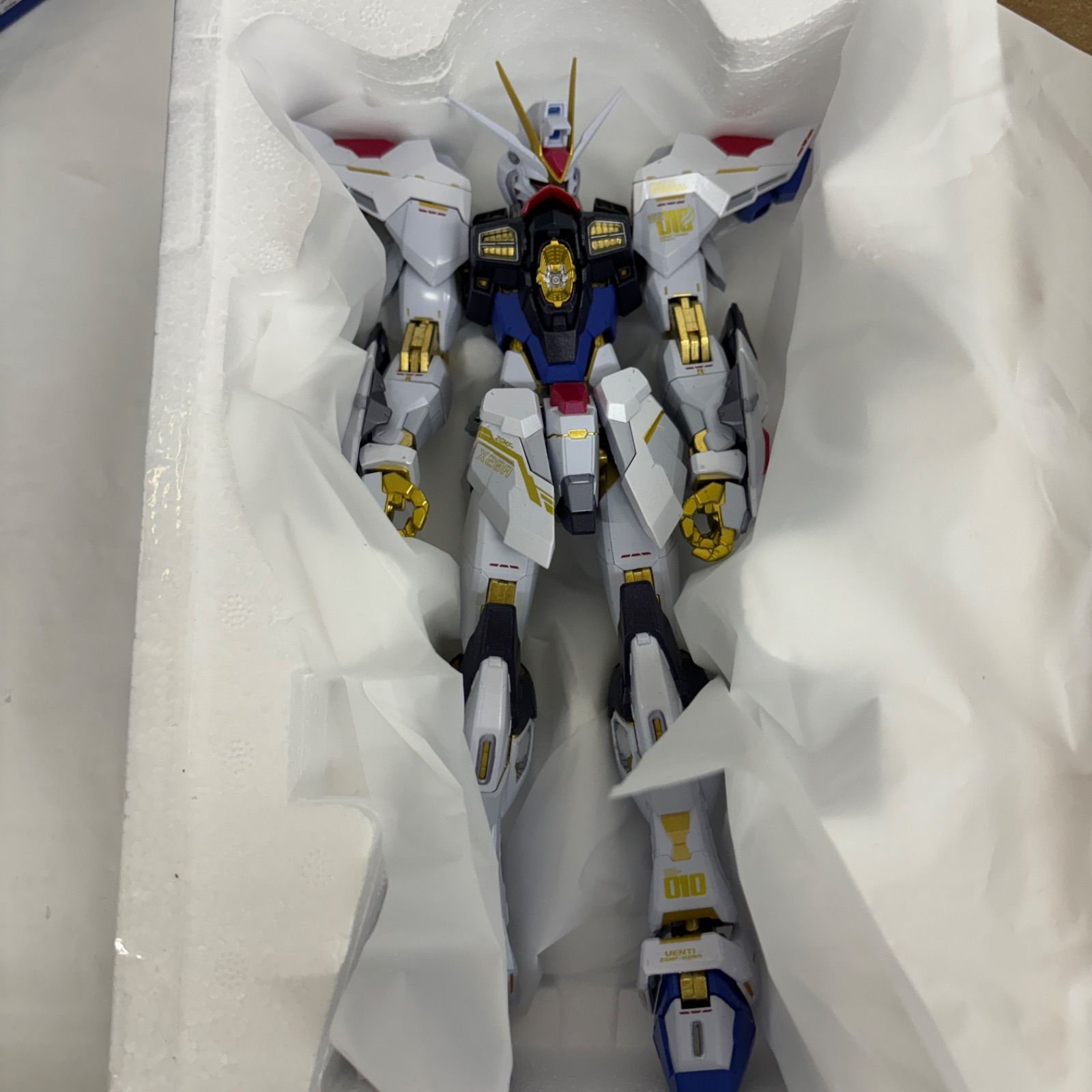 新品未開封　メタルビルド　ストライクフリーダムSOUL BLUE 光の翼　セット Amazon | バンダイ(BANDAI) METAL BUILD ストライクフリーダム