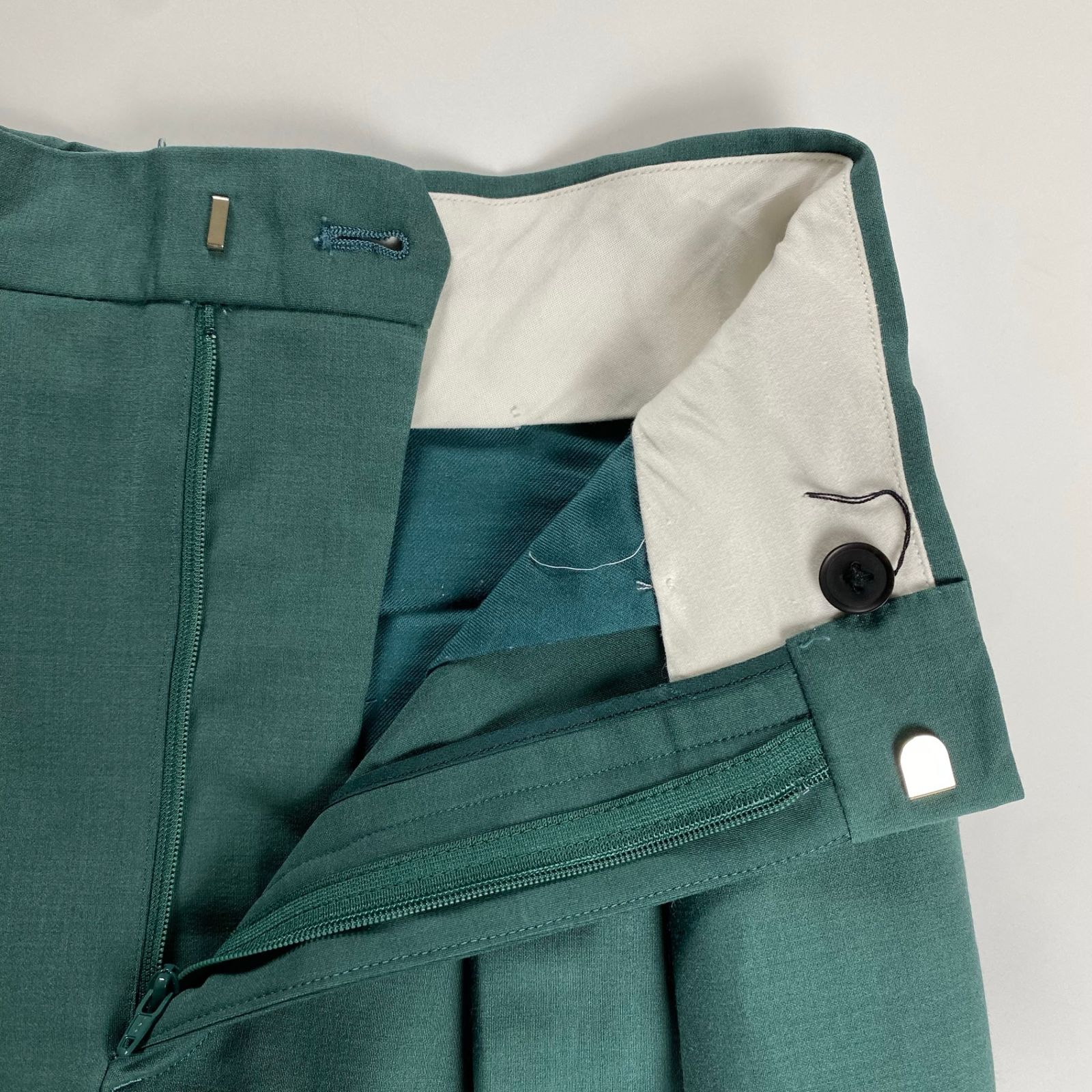 LOEFFコットンツイル 2タックパンツ LOEFF (ロエフ) コットンツイル2