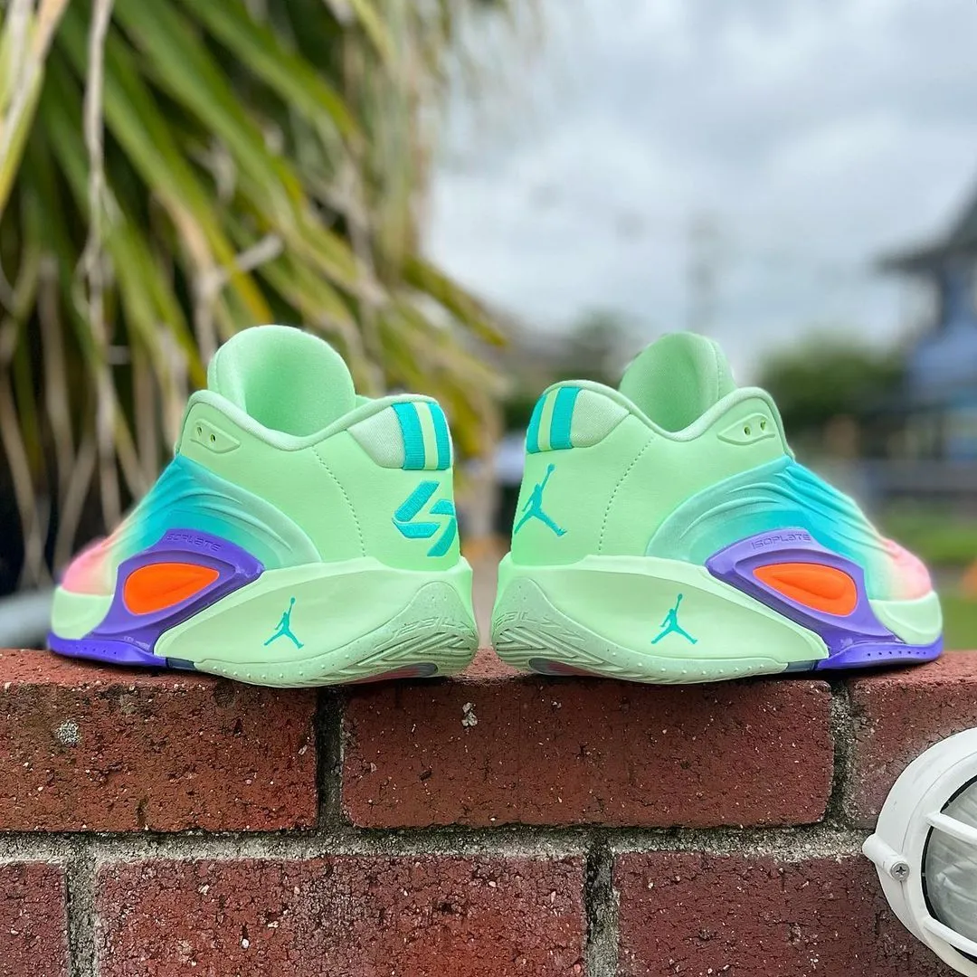 Jordan luka3 27.5 ルカ3 ドンチッチ　ナイキ　使用2回　美品 JORDAN LUKA 3 SE White/Gold Metallic FZ2467-100 Jordan