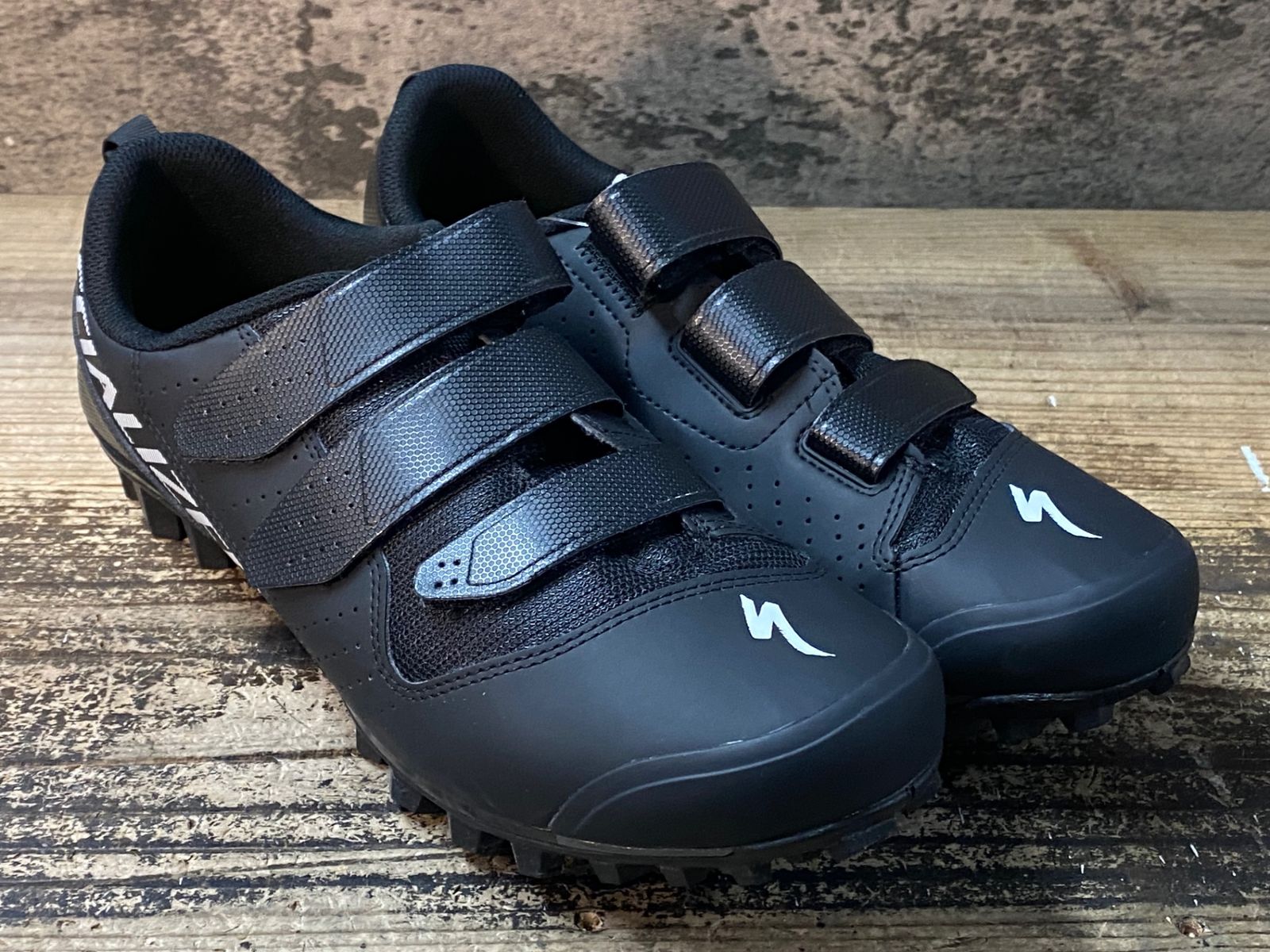 ビンディングシューズ