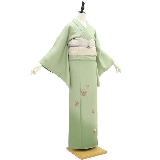 着物　留袖　寿幸 楽天市場】刺繍柄の正絹江戸妻 未仕立 江戸褄 正絹黒留袖 豪華な