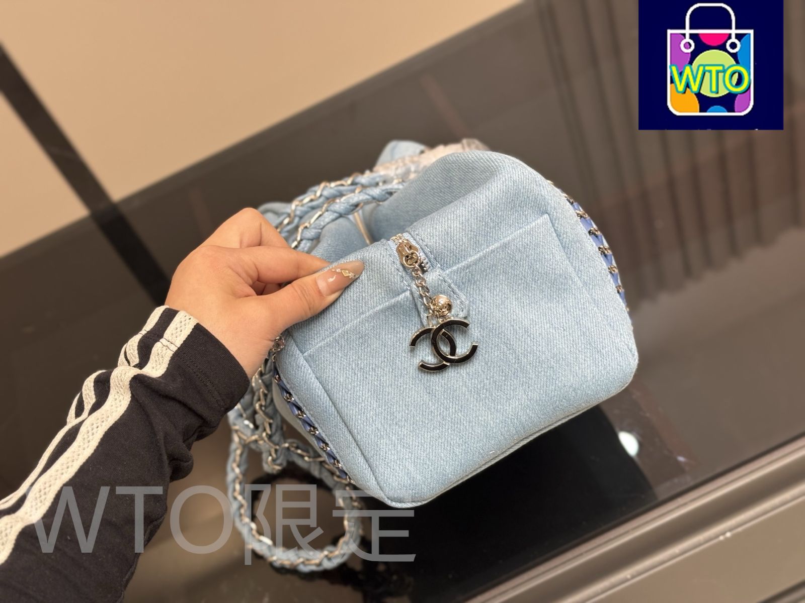 洗練されたデザイン♪【 CHANEL 】ハンドバッグ♡ ☆永遠の憧れ【 CHANEL 】ココハンドル 24㎝ (CHANEL