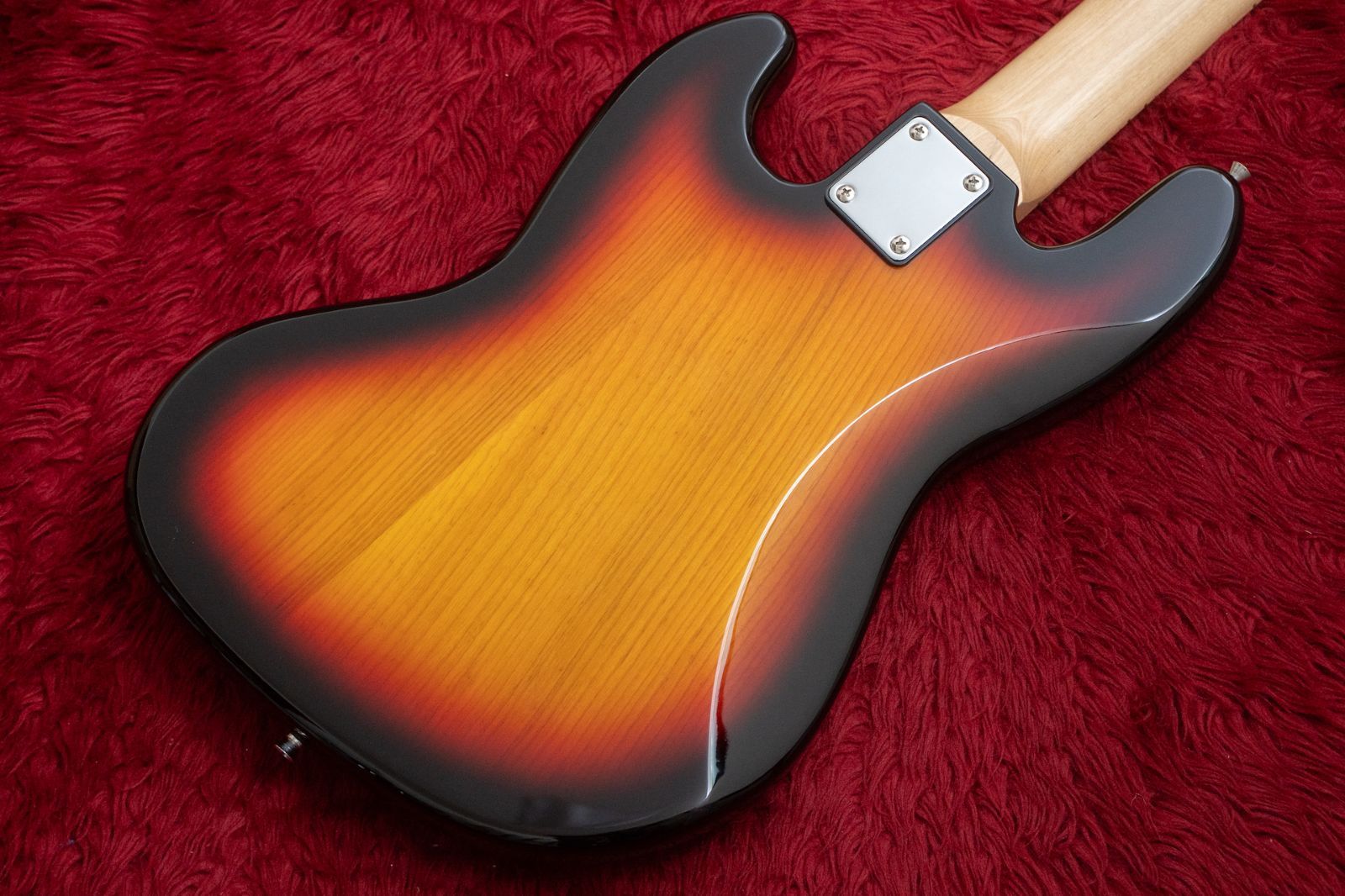 new】woofy basses / ONE series Cavalier 5 M Sunburst - メルカリ