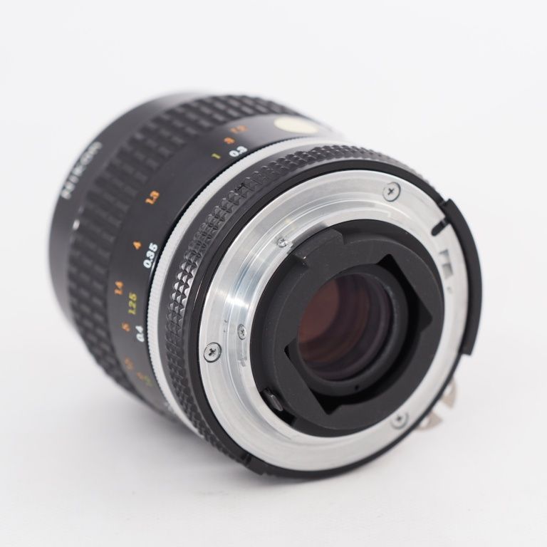 55mm F2.8