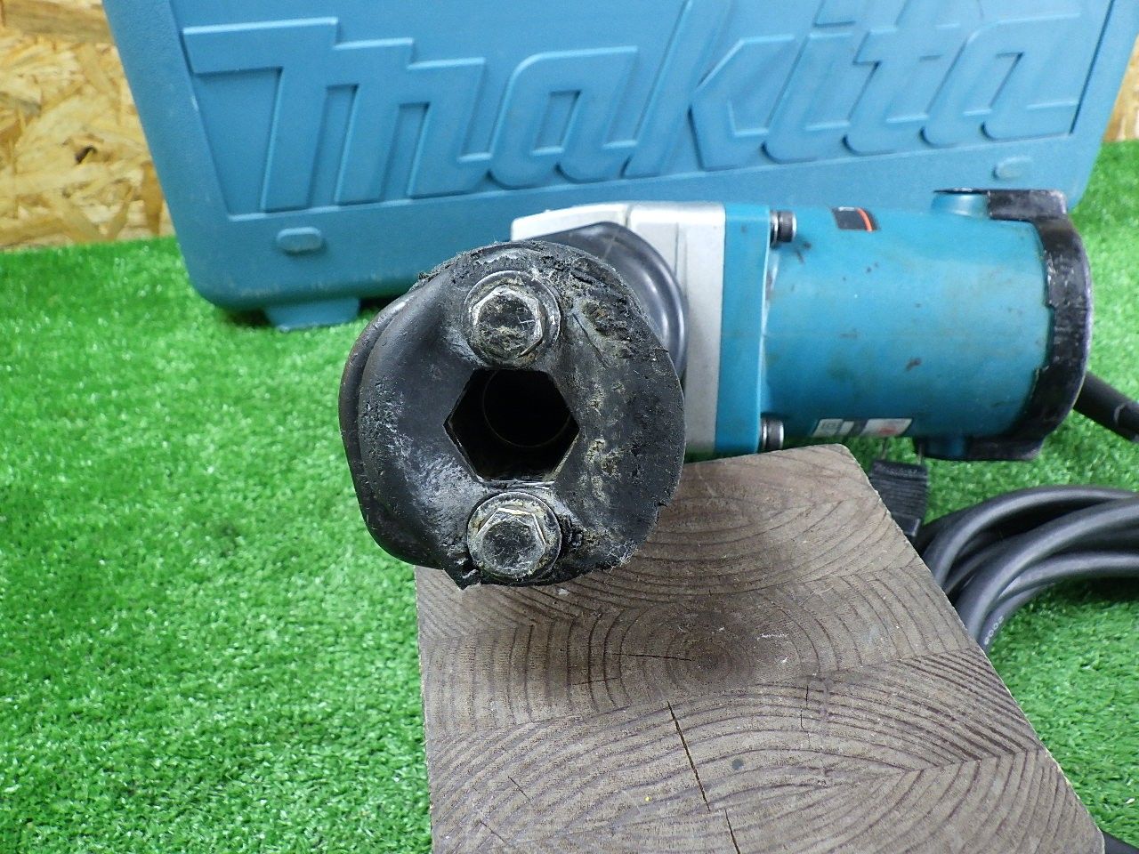 ビット付き 材料の剥離作業に マキタ 電動ケレン KH1810 品 HRDEVELOPMENT_JP