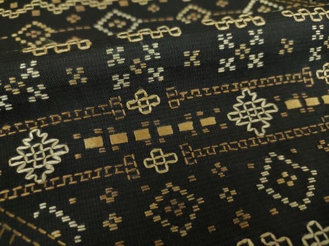 はらぺこあおむし様［3417］訪問着 中国三大刺繍 汕頭刺繍 スワトウ正絹着物袷 汕頭（スワトウ）刺繍】 特選総手刺繍紬訪問着 本場大島紬地