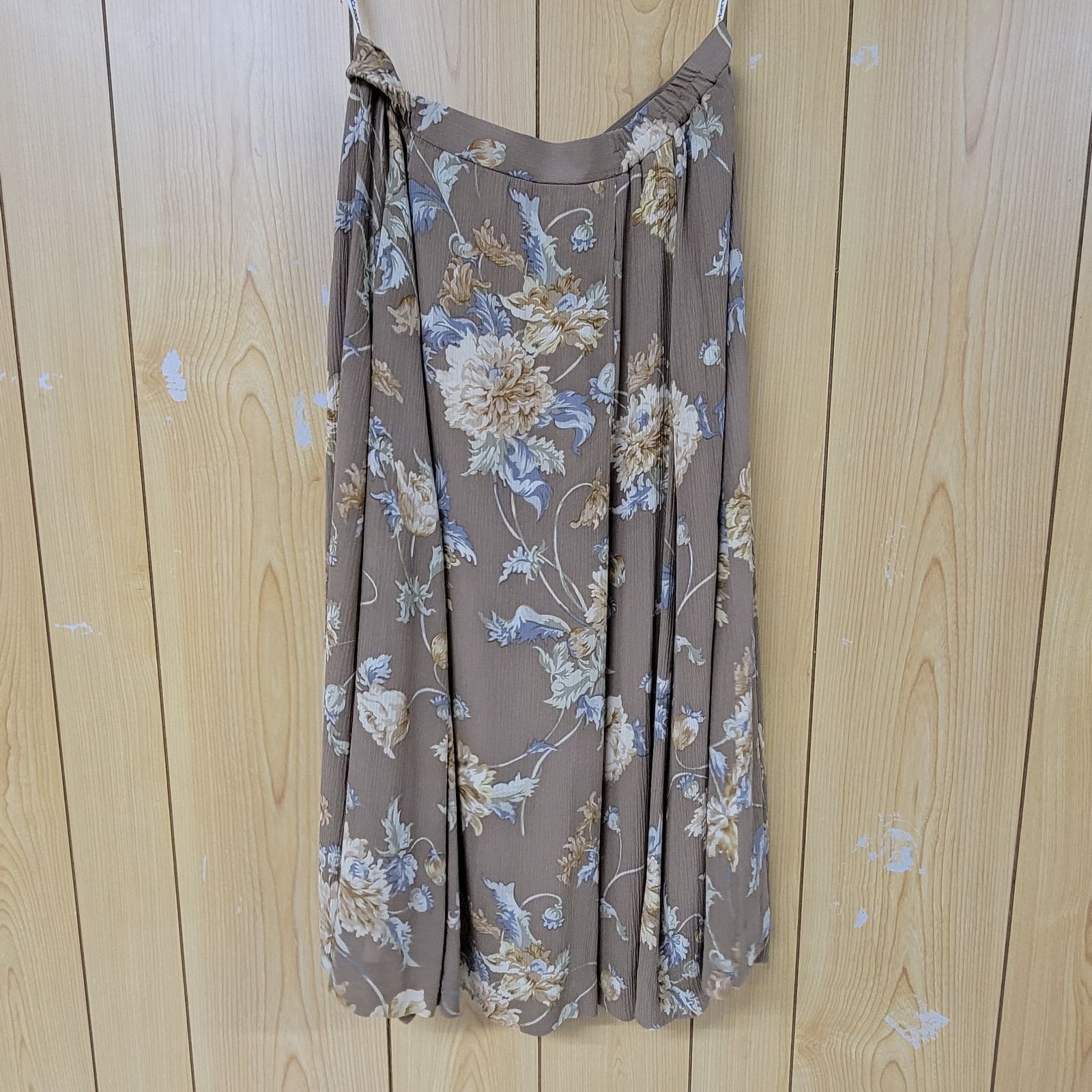 30 バーバリー Burberrys 花柄 シルク セットアップ スカート - メルカリ